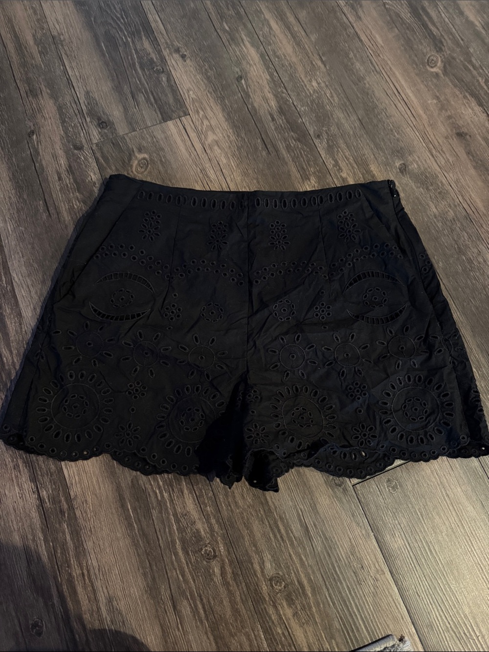 Zara Black High-Waist Eyelet Scalloped Shorts